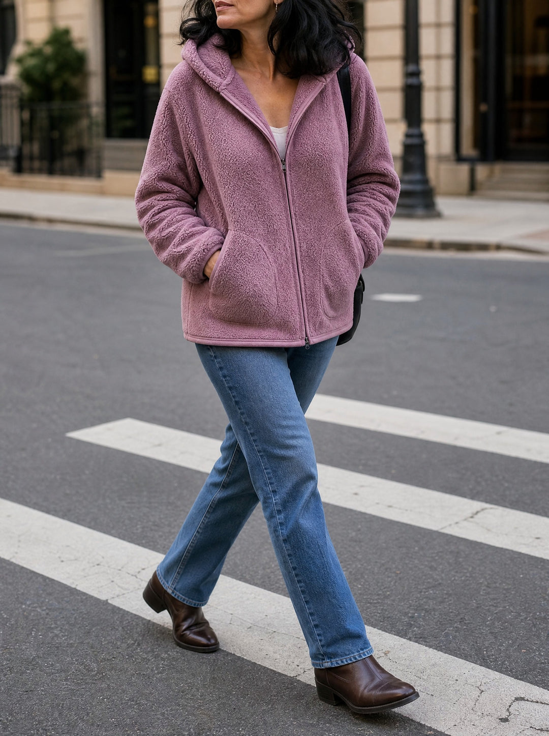 kayla hero lifestyle photo