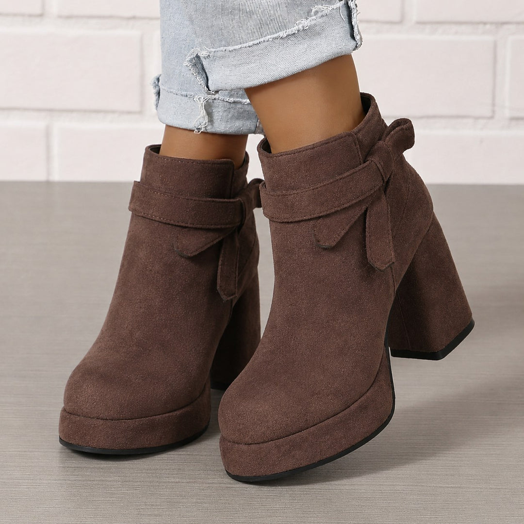 Estelline — Suede Block Heel Ankle Boots (11), Rosewood Virginia