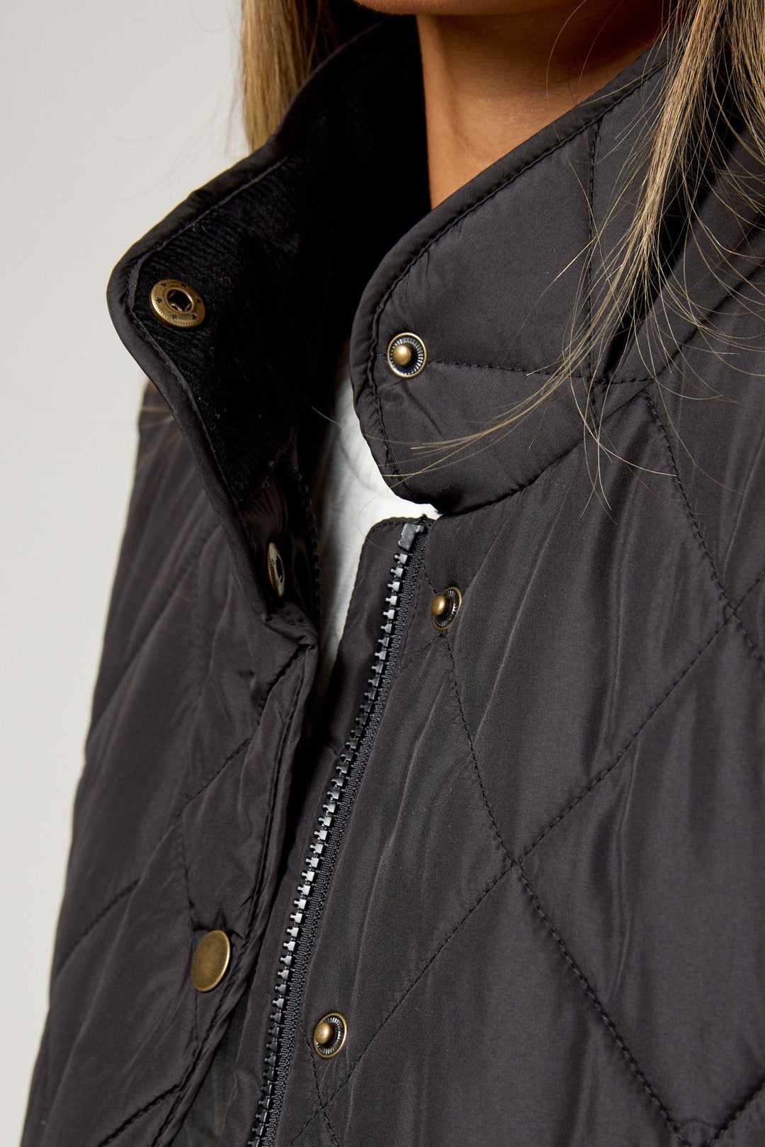 Lacey — Classic Diamond Quilted Puffer Vest (10), Rosewood Virginia