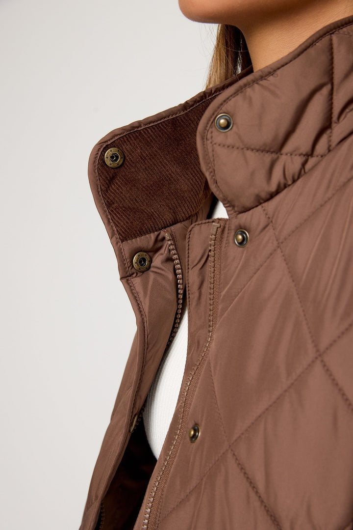 Lacey — Classic Diamond Quilted Puffer Vest (13), Rosewood Virginia