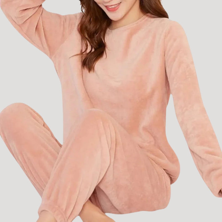 Maelys — Plush Velour Lounge Set with Round Neckline, Rosewood Virginia